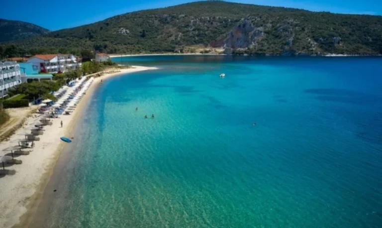 Κοινωνικός τουρισμός ΔΥΠΑ: Ποια ΑΦΜ μπορούν να υποβάλουν αίτηση από σήμερα 