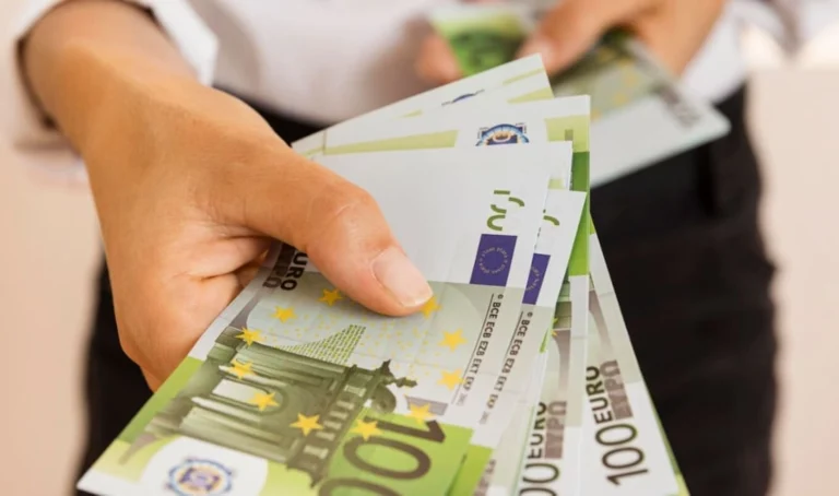 Συντάξεις: Αυξήσεις έως 54 ευρώ φέρνουν οι αλλαγές στην προσωπική διαφορά