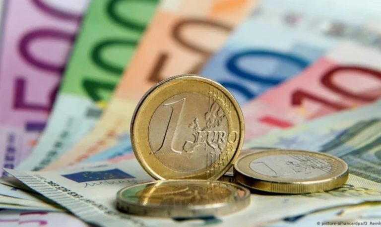 Προϋπολογισμός: Στα 5,34 δισ. το πρωτογενές πλεόνασμα στο 5μηνο – Στα 28,97 δισ. τα καθαρά έσοδα