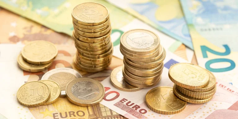 Ο χάρτης πληρωμών από τον ΕΦΚΑ και τη ΔΥΠΑ από τις 21 έως τις 25 Ιουλίου