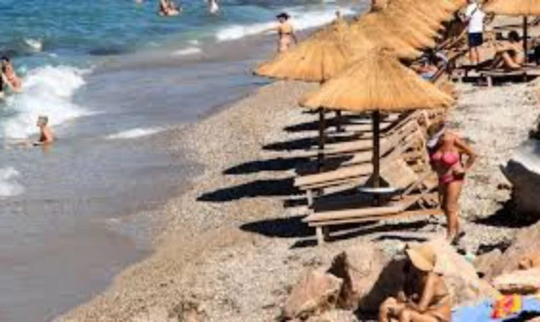 Κραυγή αγωνίας για τη Χαλκιδική που “βυθίζεται”