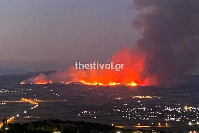 Θεσσαλονίκη: Μεγάλη φωτιά στην Άσσηρο
