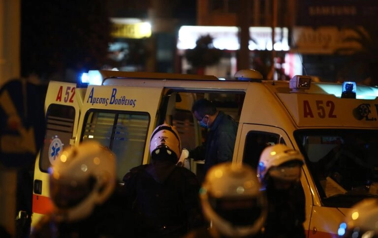 Η ανακοίνωση της ΕΛ.ΑΣ. για το θανατηφόρο με μία νεκρή στην εθνική οδό Ευζώνων