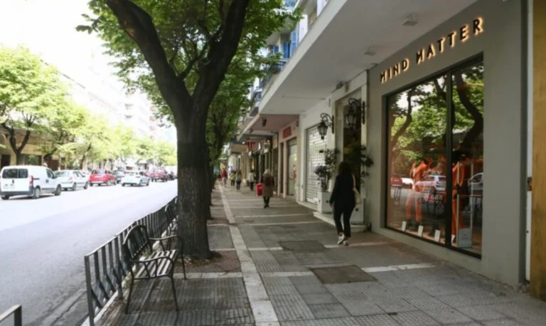 Θεσσαλονίκη: Μείωση πωλήσεων και επισκεψιμότητας στις θερινές εκπτώσεις είδαν 8 στα 10 καταστήματα