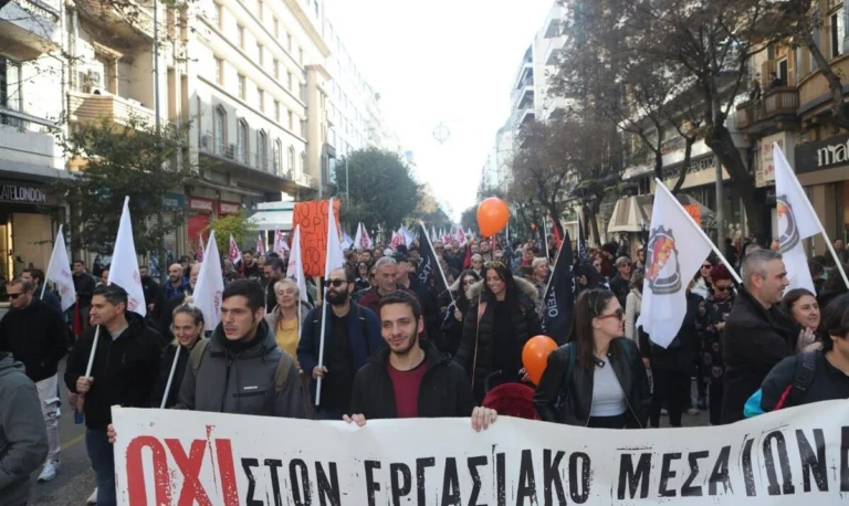 Σε απεργιακό κλοιό η χώρα για τη 13ωρη εργασία – Τρεις συγκεντρώσεις στη Θεσσαλονίκη