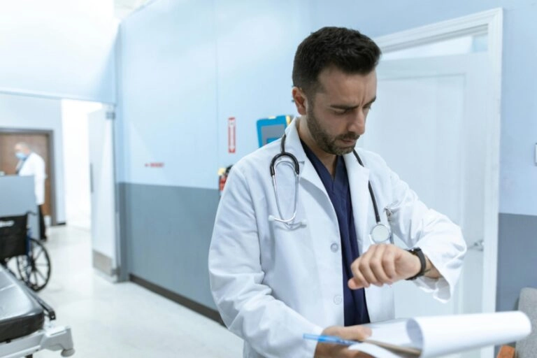 Νοσοκομεία με ραντεβού «στο πόδι» για φασόν υπηρεσίες υγείας