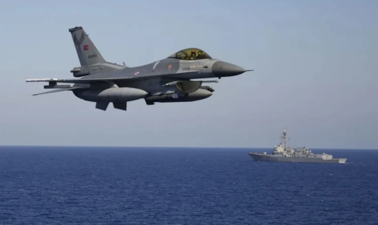 Αναβαθμίζει τις προκλητικές ενέργειες η Τουρκία: Ακόμη και οπλισμένα F-16 πετούν πλέον πάνω από το Αιγαίο