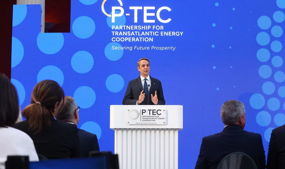 Η Ελλάδα πύλη για το αμερικανικό LNG στην Ευρώπη - Οι κρίσιμες συμφωνίες που υπέγραψε η κυβέρνηση με ΗΠΑ