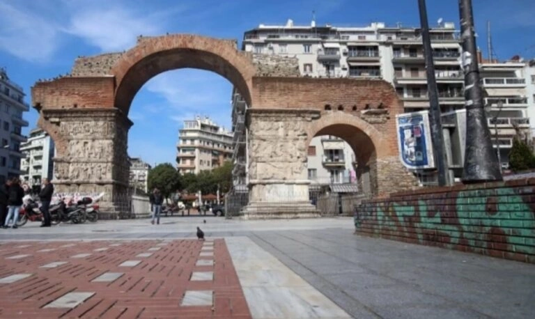 Η Καμάρα της Θεσσαλονίκης στη Βουλή – Μείζον ζήτημα προστασίας από τη φθορά του χρόνου και της κλιματικής αλλαγής