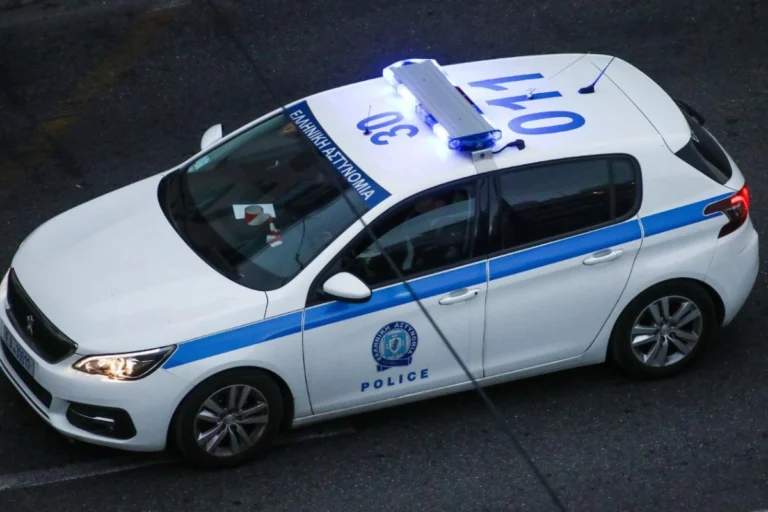 Συνελήφθη αστυνομικός της ΟΠΚΕ μετά από καταγγελία για άσκηση βίας σε 12χρονο στο Ίλιον, η ανακοίνωση της ΕΛΑΣ