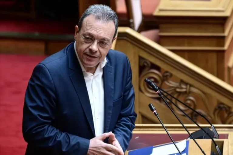 Φάμελλος στην ΚΟ του ΣΥΡΙΖΑ: Ο κ. Μητσοτάκης είναι αυτός που κλείνει τις εθνικές οδούς – Οι αγρότες βγαίνουν στα μπλόκα γιατί δεν έχουν μέλλον