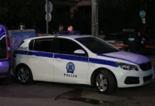 Συναγερμός στα Καλύβια για ύποπτο αντικείμενο κάτω από ΙΧ