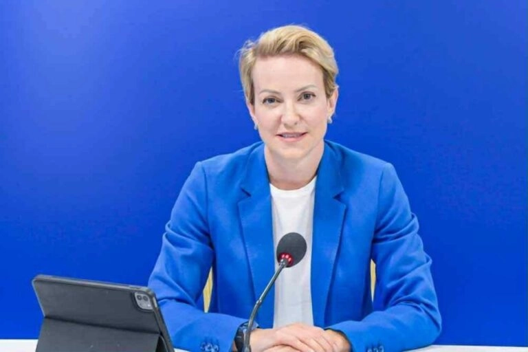 Αλεξάνδρα Σδούκου: Η κυβέρνηση καλεί τους αγρότες σε διάλογο