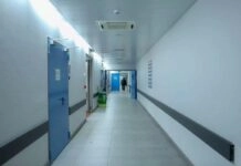 Άγριος ξυλοδαρμός γιατρού από ασθενή – μποξέρ μέσα στο νοσοκομείο
