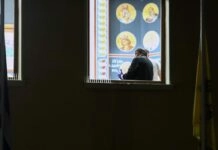 Μπήκαν από το παράθυρο σε ιερό ναό και έκλεψαν χρυσαφικά, λίρες και τιμαλφή αξίας 3.000 ευρώ