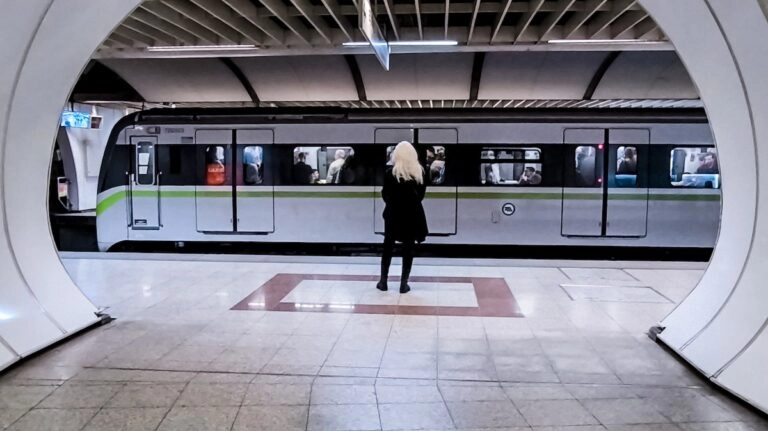 Μετρό: Ποιοι σταθμοί κλείνουν νωρίτερα τη Δευτέρα και την Τρίτη (15–16/12)