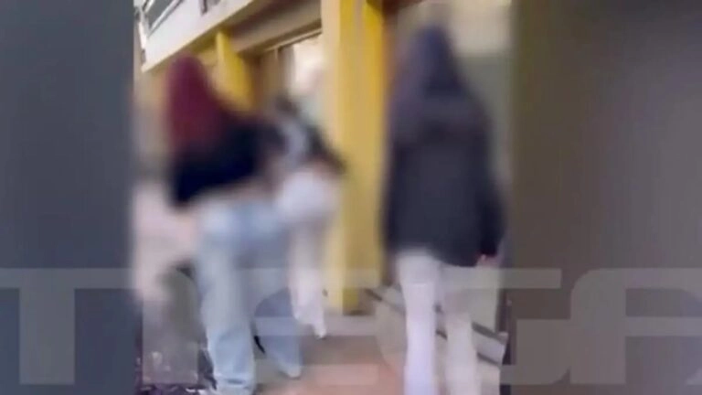 Άγριος καυγάς ανήλικων κοριτσιών στη Λαμία: Μία μητέρα και μία 17χρονη μεταφέρθηκαν στο νοσοκομείο