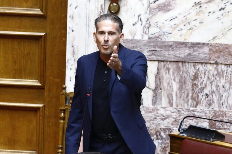 Οδηγούσε υπό την επήρεια αλκοόλ, του πήραν το δίπλωμα και “έφαγε” πρόστιμο