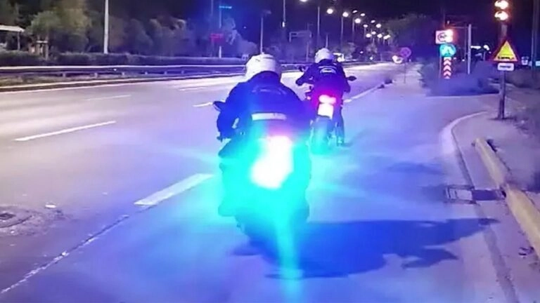 Καλλιθέα: Συνελήφθη μοτοσυκλετιστής που έτρεχε με 161 χλμ./ώρα