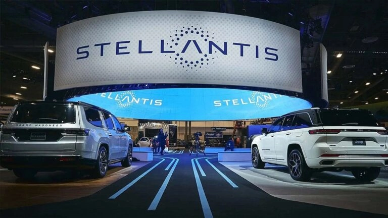 Σφοδρή κόντρα Καναδά–Stellantis μετά τη μεταφορά παραγωγής στις ΗΠΑ