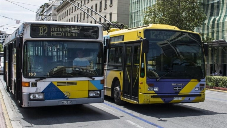 Πώς θα κινηθούν τα Χριστούγεννα στην Αθήνα τα Μέσα Μαζικής Μεταφοράς
