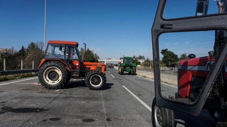 Αγρότες: Κλείνουν την Εθνική Οδό στις 12:00’, στο ρεύμα προς Αθήνα