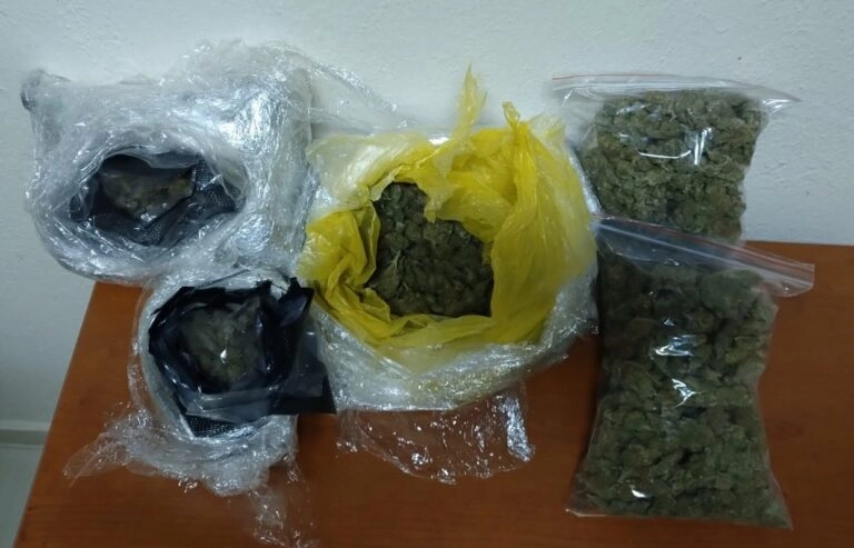 Συνελήφθη ανήλικος στη Φλώρινα για διακίνηση ναρκωτικών – Κατασχέθηκε πάνω από 1,5 κιλό κάνναβης