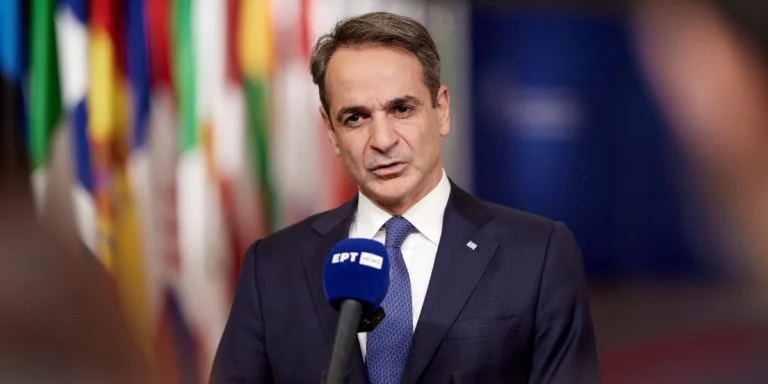 Μητσοτάκης στο Euronews: Η Ευρώπη πρέπει να υπερασπιστεί τα συμφέροντά της, σημαντικό που στάθηκε ενωμένη