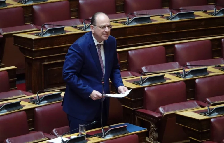 Λαζαρίδης για καταψήφιση παραπομπής Κωνσταντοπούλου στην Επιτροπή Δεοντολογίας: Υπάρχουν πολλές μικρές Ζωές