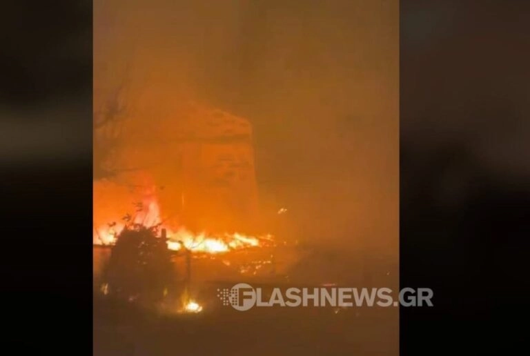 Συναγερμός στην Πυροσβεστική για μεγάλη φωτιά στην Κίσσαμο: Καίει κοντά σε σπίτια
