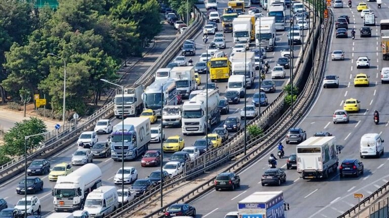Αλλάζουν όλα για τα φορτηγά στην Αθήνα: Περιορισμός κυκλοφορίας 7-10 το πρωί