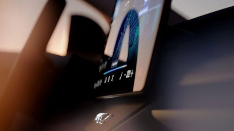 Με το νέο Volvo EX60 θα γίνετε… φίλοι