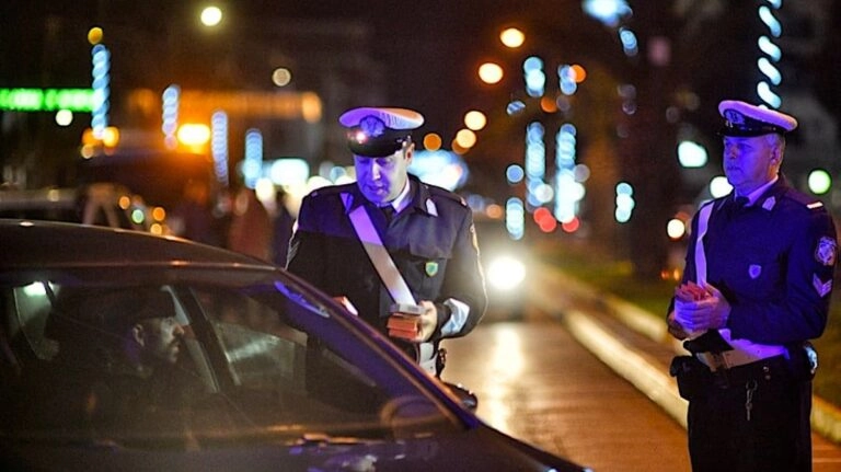 Τον έπιασαν για όγδοη φορά μεθυσμένο και είχε ακόμα το δίπλωμα του