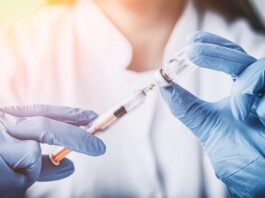 Γρίπη: Το 30% των 3,64 εκατ. δόσεων των αντιγριπικών εμβολίων έχει ήδη διανεμηθεί στα φαρμακεία