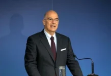 Πιστόριους στην Κρήτη: Συμπληρωματική στο ΝΑΤΟ η ευρωπαϊκή