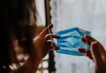 Κορονοϊός: Έξαρση με 182 νέες νοσηλείες δείχνει ο ΕΟΔΥ
