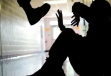 Τρίκαλα: Άγρια συμπλοκή εφήβων οδήγησε σε συλλήψεις γονέων