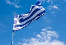 Συγκίνηση στη Χειμάρρα: Το μήνυμα Μπελέρη για την παρέλαση του
